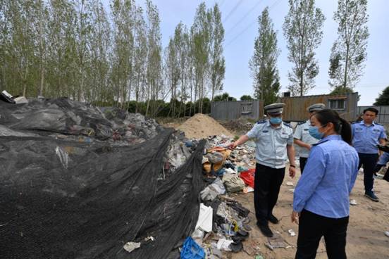 治理京冀交界污染源 两地生态环境局联合执法